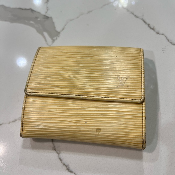 Vintage Louis Vuitton Elise Wallet - Picture 2 of 12